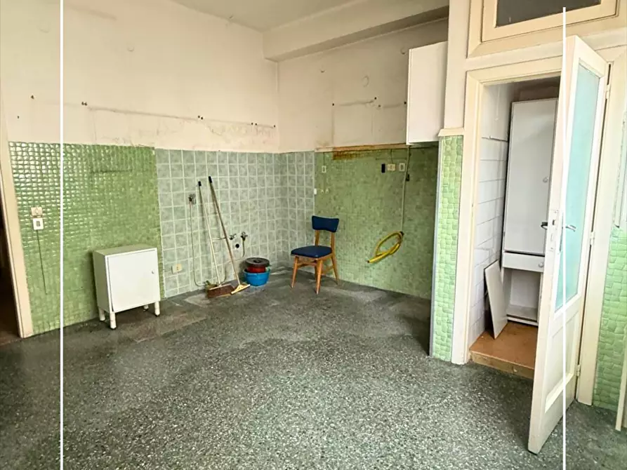 Immagine 19 di Appartamento in vendita  in via cesare battisti 25 a Taranto