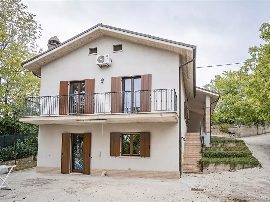 Immagine 12 di Villa in vendita  in Via Santo Stefano a Ripa Teatina