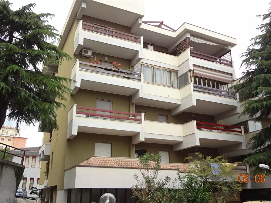 Immagine 1 di Appartamento in vendita  in Via Mons. Rocco Cocchia a Chieti