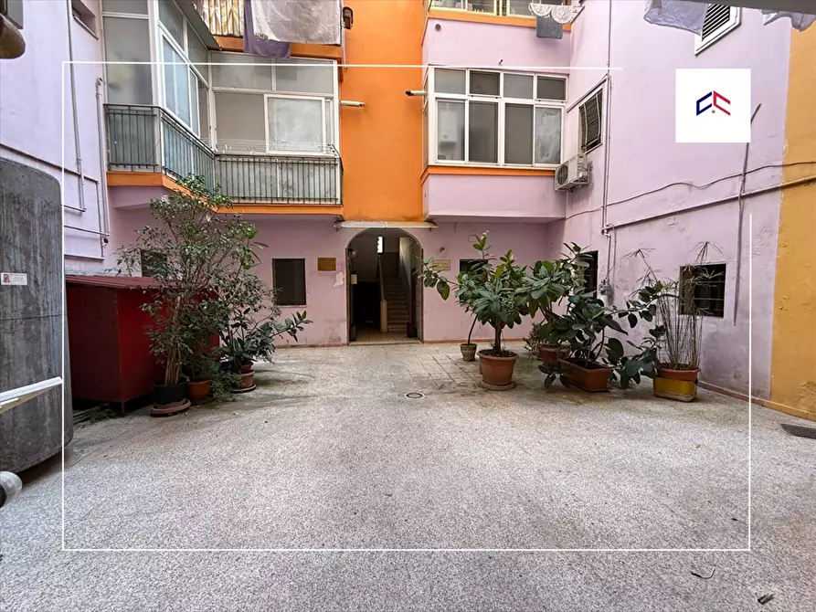 Immagine 3 di Appartamento in vendita  in VIA OBERDAN 83 a Taranto