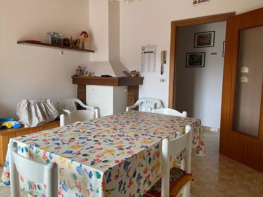 Immagine 2 di Appartamento in vendita  in VIA ROMA 7 CASACASTALDA a Valfabbrica