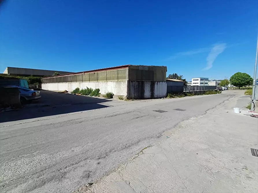 Immagine 28 di Capannone industriale in vendita  in Località Predda Niedda Strada 25 a Sassari