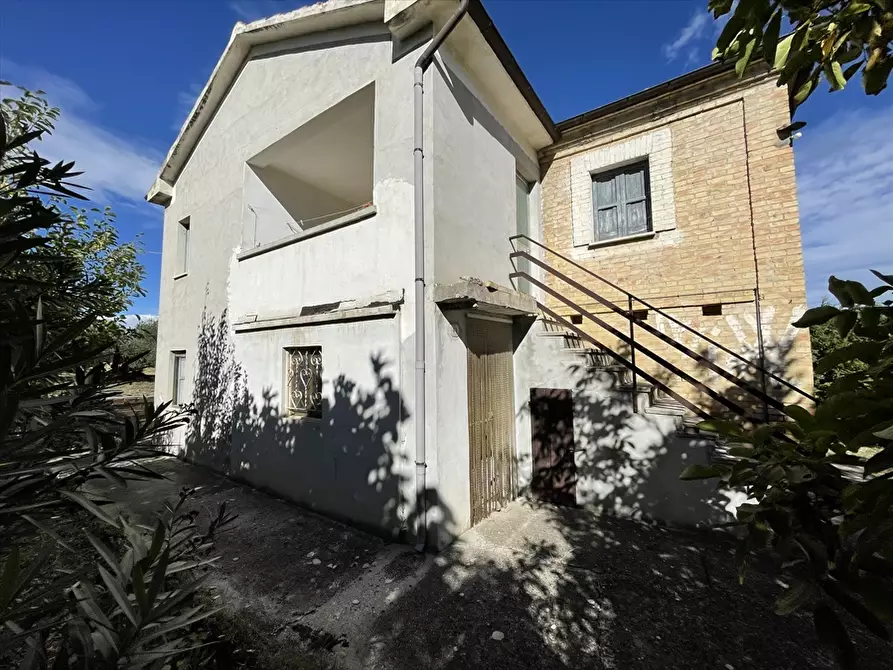 Immagine 6 di Rustico / casale in vendita  a Casalincontrada