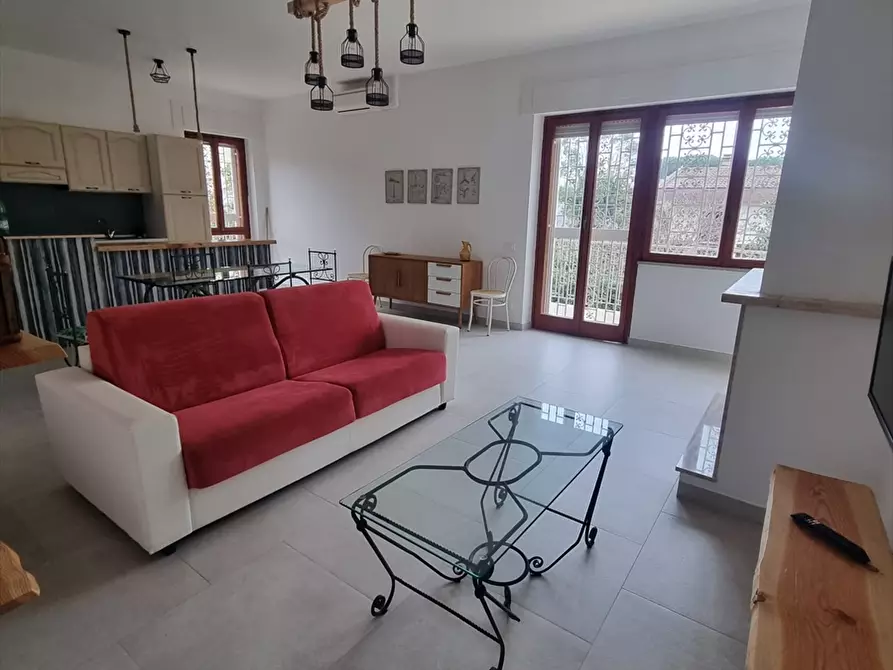 Immagine 1 di Casa indipendente in vendita  a Anzio