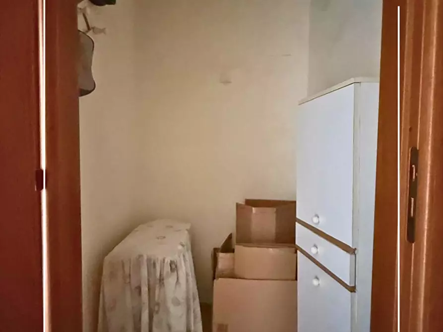 Immagine 23 di Appartamento in vendita  in piazza pertini 19 a Taranto