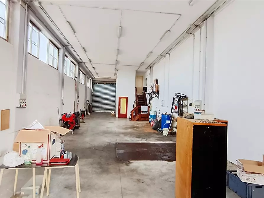 Immagine 5 di Capannone industriale in vendita  in via Penne a Chieti