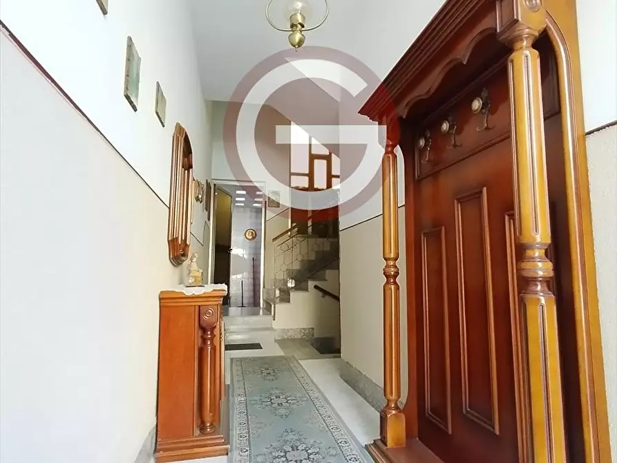 Immagine 4 di Palazzo in vendita  a Taurianova