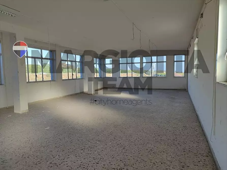 Immagine 4 di Locale commerciale in affitto  in SS 192 KM 79 a Misterbianco