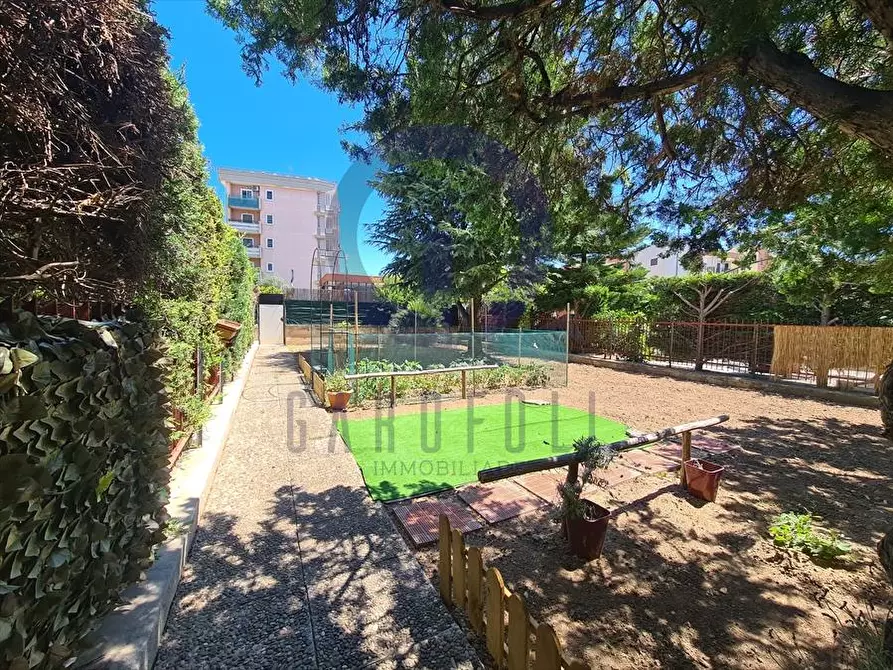 Immagine 9 di Appartamento in vendita  in via Nicola Consiglio a Bisceglie