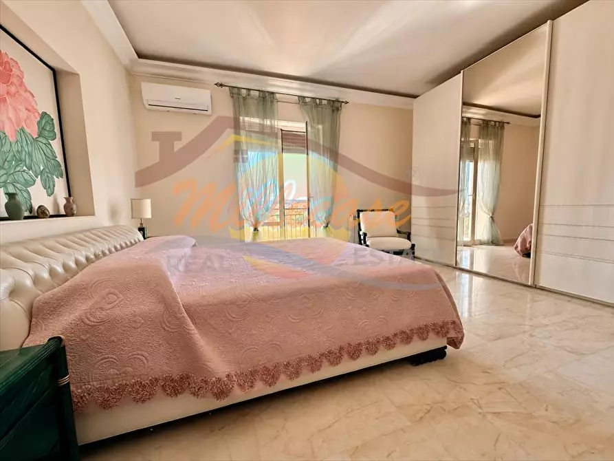 Immagine 9 di Appartamento in vendita  in viale Epipoli a Siracusa