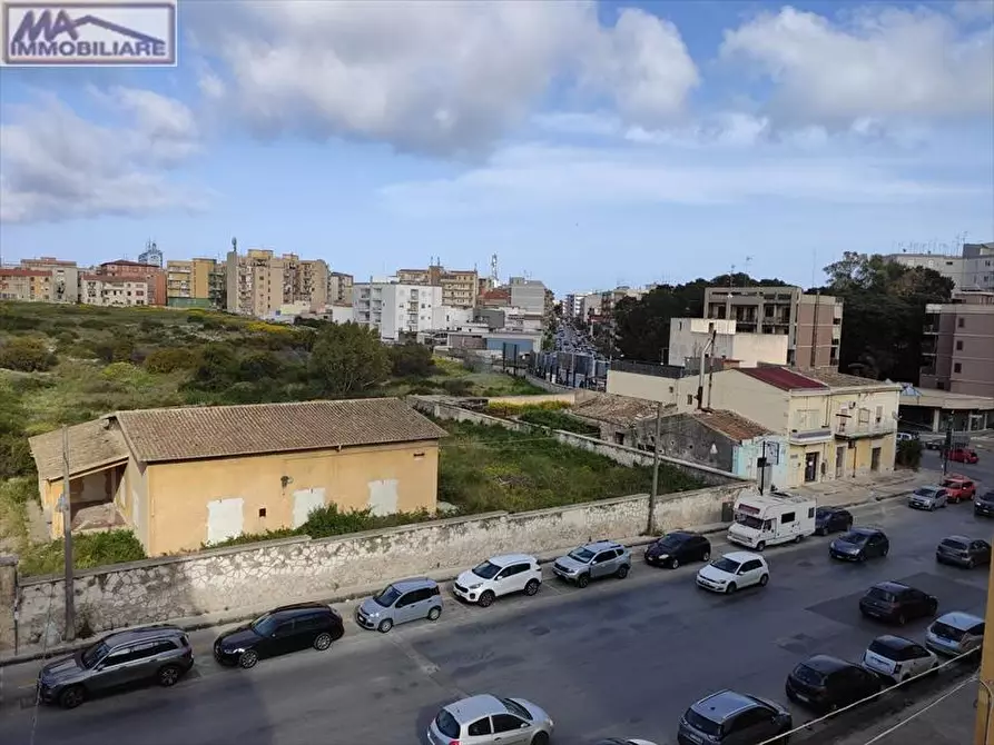 Immagine 2 di Appartamento in vendita  a Siracusa