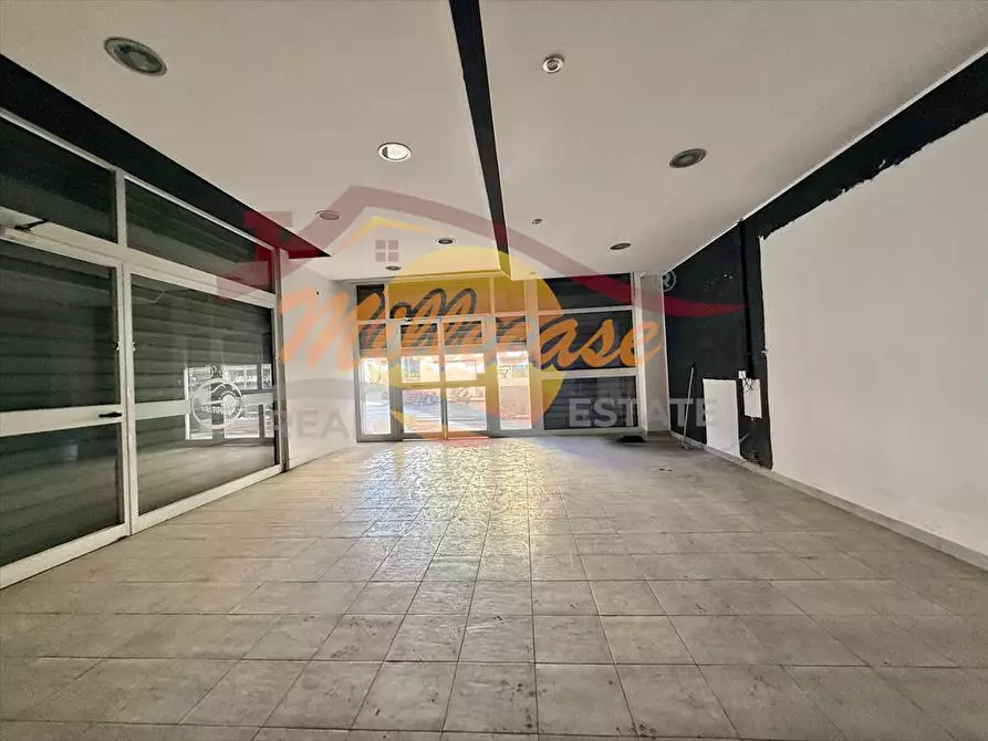 Immagine 12 di Locale commerciale in vendita  in VIALE ZECCHINO a Siracusa