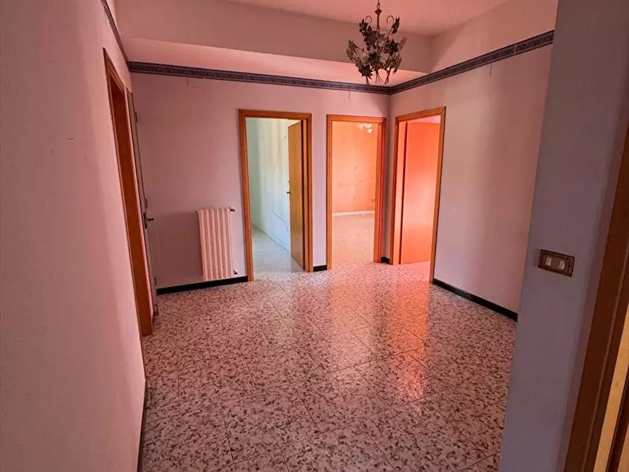 Immagine 8 di Appartamento in vendita  a Cinquefrondi