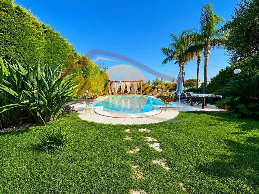 Immagine 9 di Villa in vendita  in TREMMILIA a Siracusa