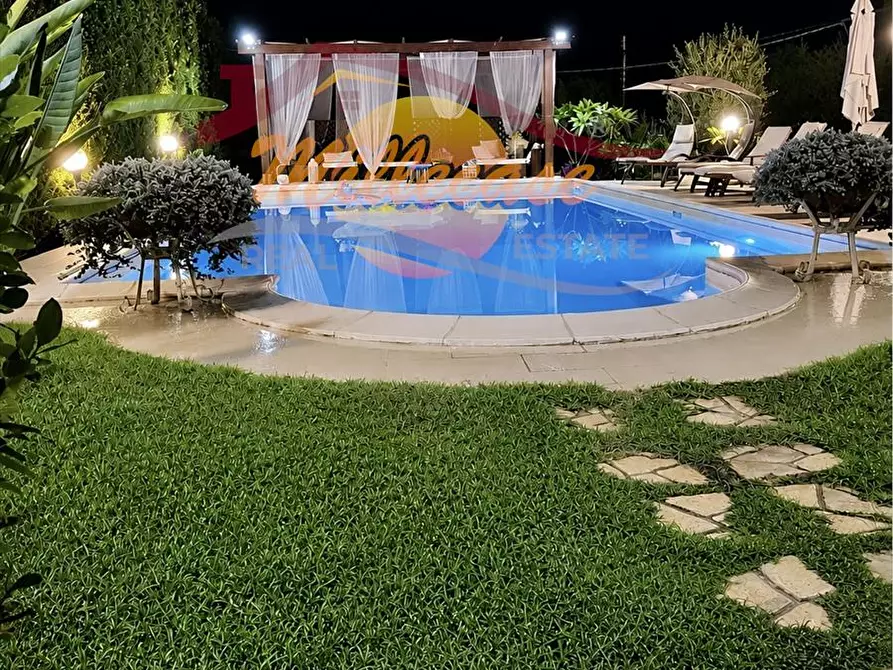 Immagine 13 di Villa in vendita  in TREMMILIA a Siracusa