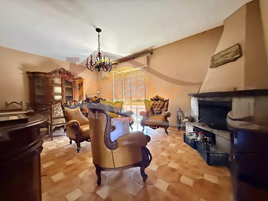 Immagine 6 di Villa in vendita  in VIALE GARRONE a Siracusa