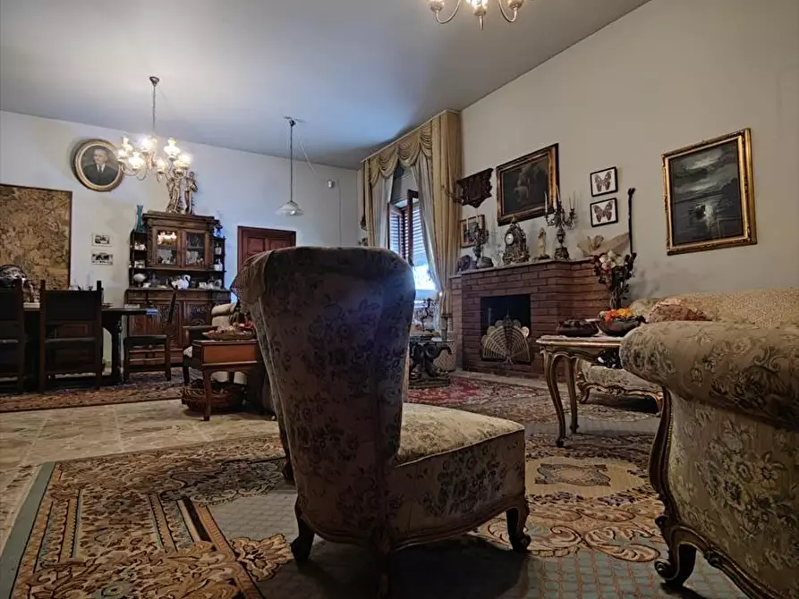 Immagine 12 di Villa in vendita  a Taurianova