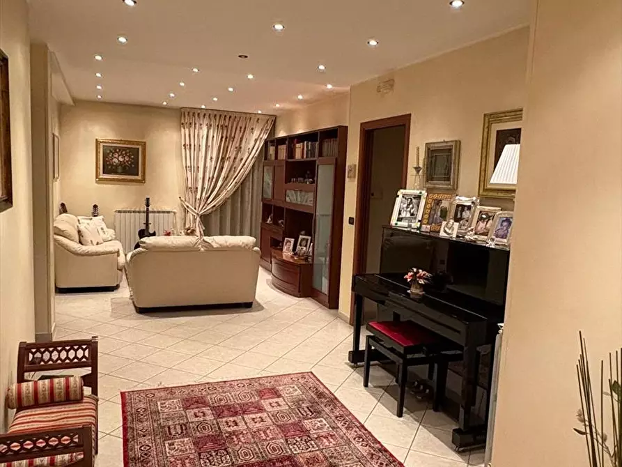 Immagine 2 di Appartamento in vendita  a Taurianova