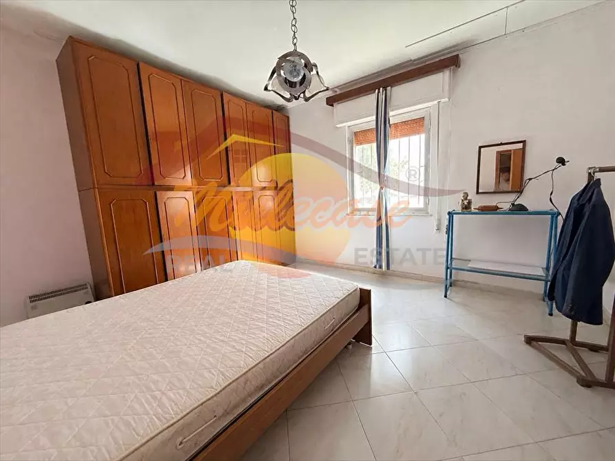 Immagine 10 di Villa in vendita  in VIALE GARRONE a Siracusa