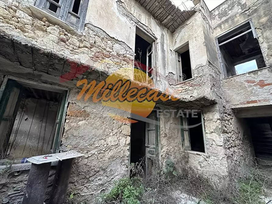 Immagine 20 di Palazzo in vendita  in via venezia a Siracusa