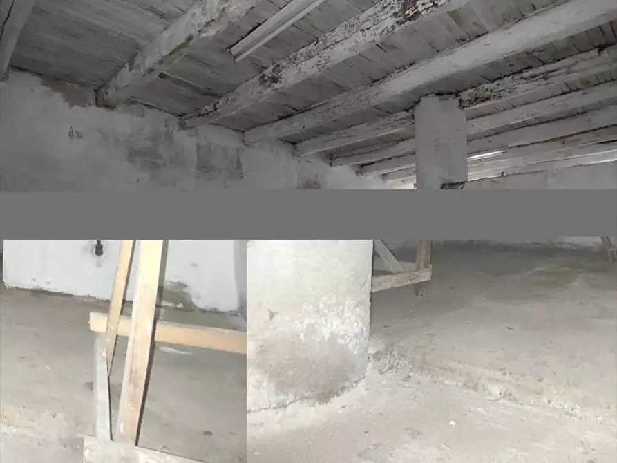 Immagine 7 di Deposito in vendita  a Cittanova