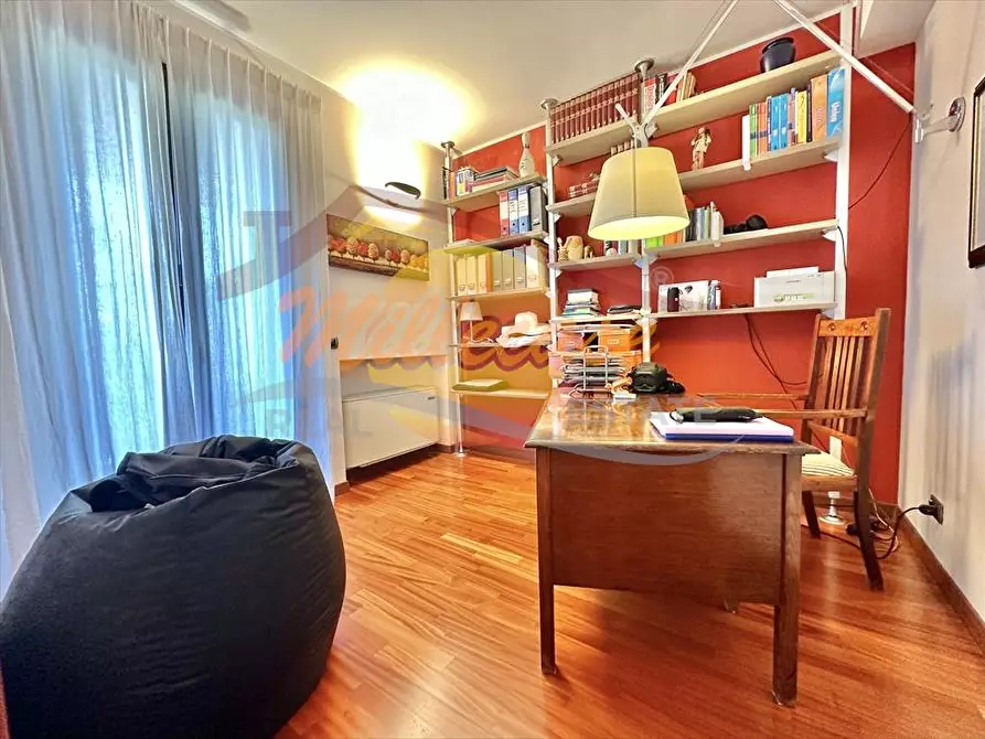 Immagine 11 di Villa in vendita  a Siracusa