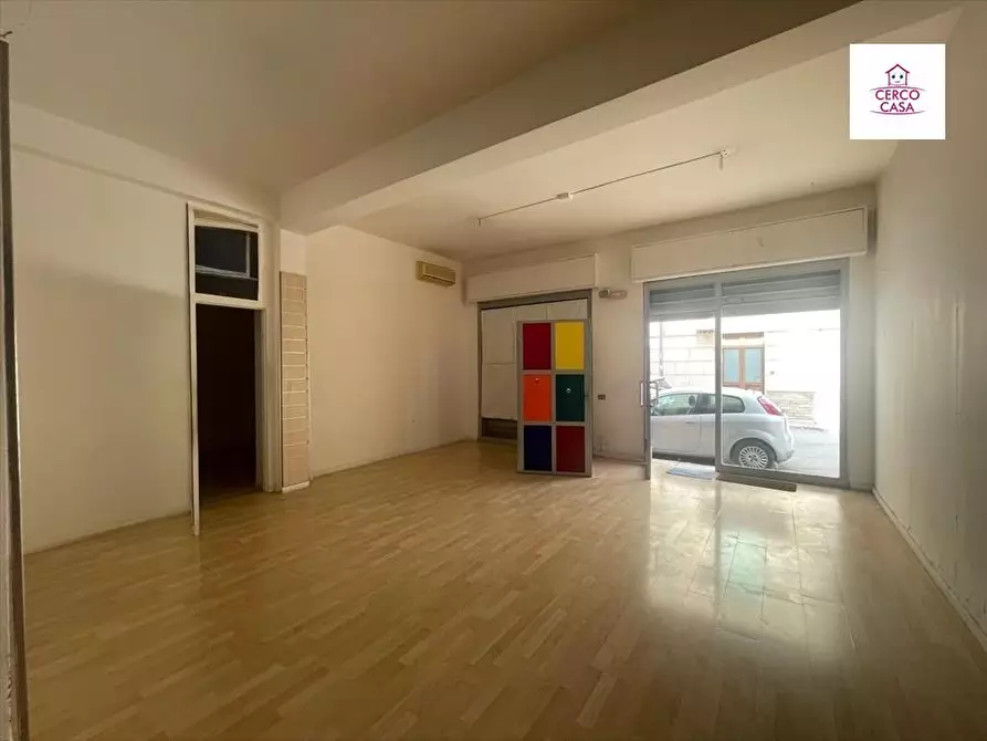 Immagine 16 di Locale commerciale in vendita  in via del mandorlo  a Trapani
