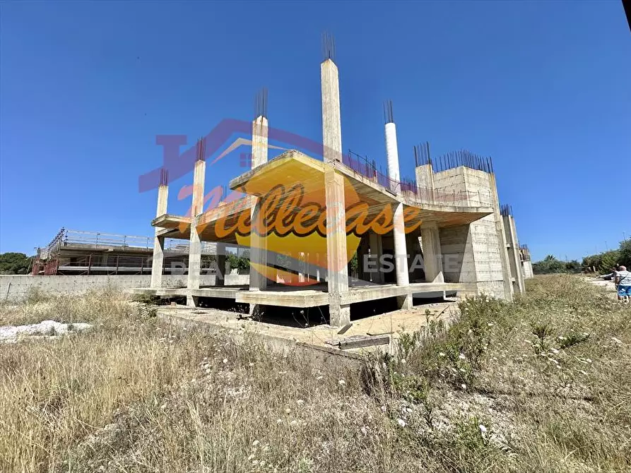 Immagine 26 di Villa in vendita  in via maria luigi monti a Siracusa