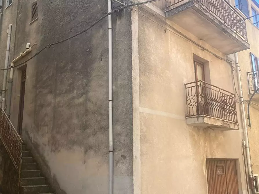 Immagine 1 di Casa indipendente in vendita  in via mercato  a Prizzi