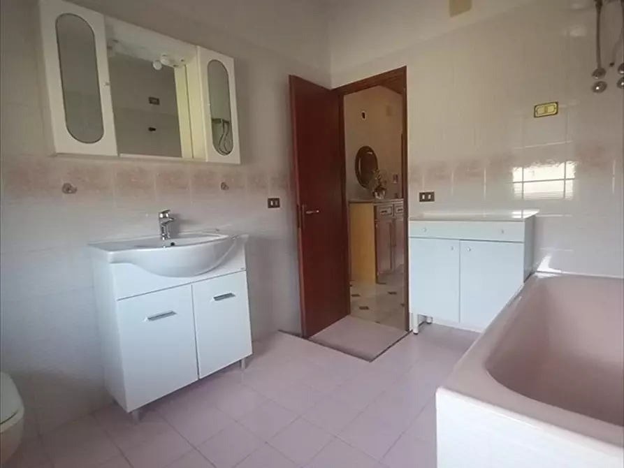 Immagine 9 di Appartamento in vendita  a Cinquefrondi