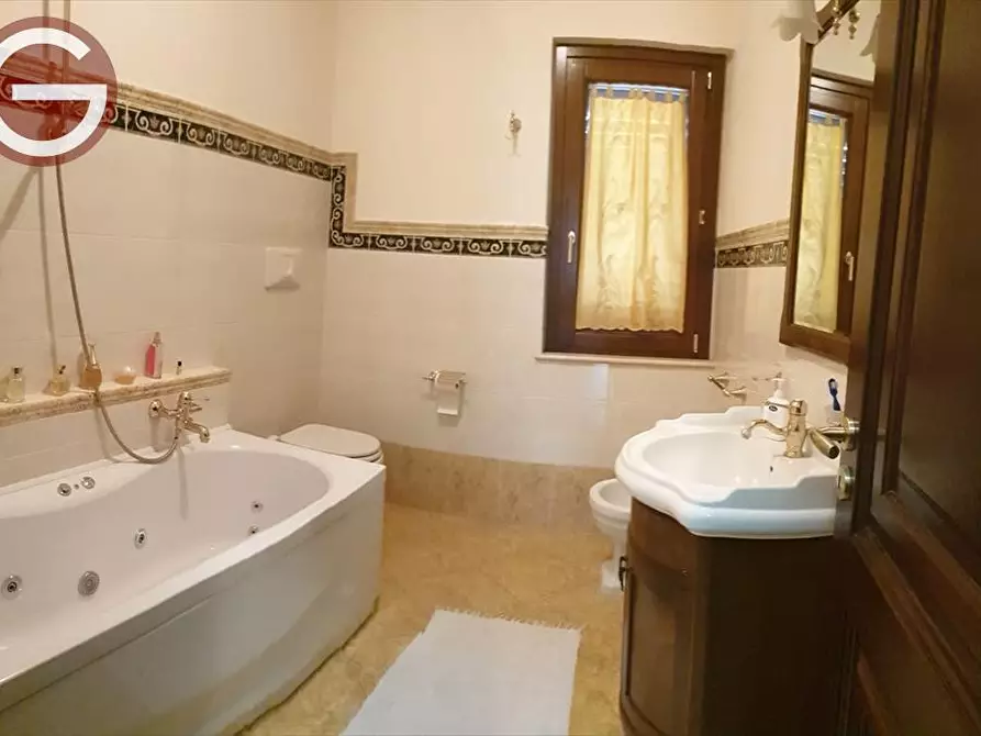 Immagine 4 di Villa in vendita  a Taurianova