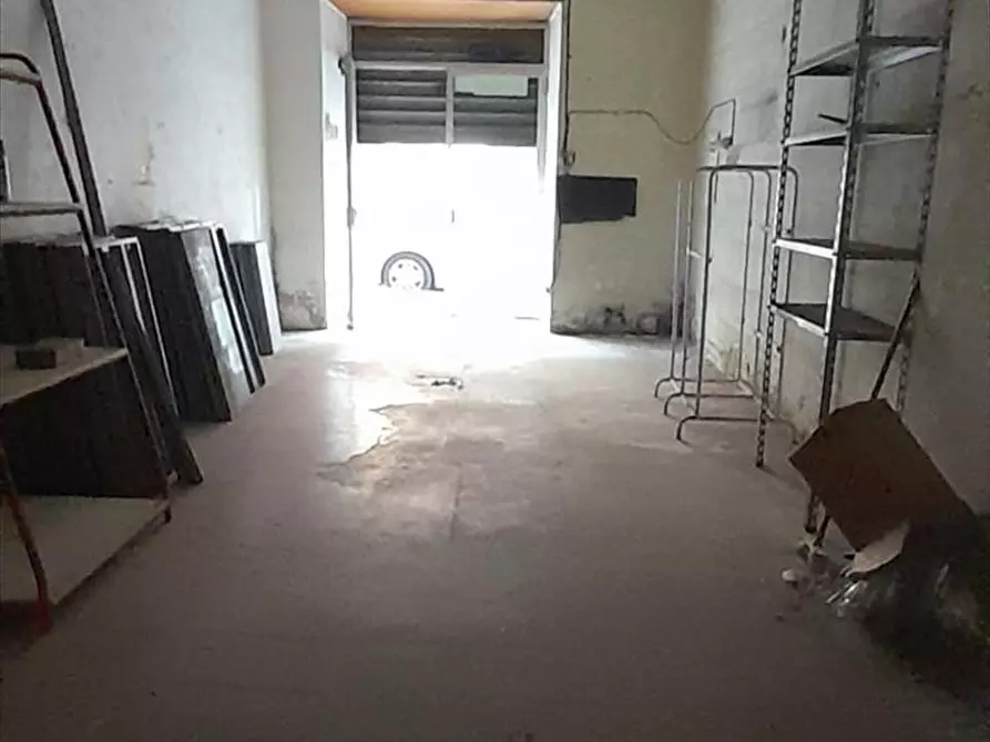 Immagine 3 di Locale commerciale in vendita  a Cinquefrondi