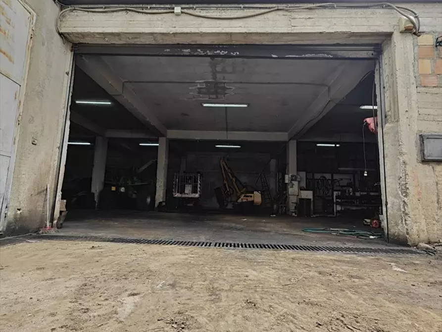 Immagine 9 di Deposito   a Taurianova