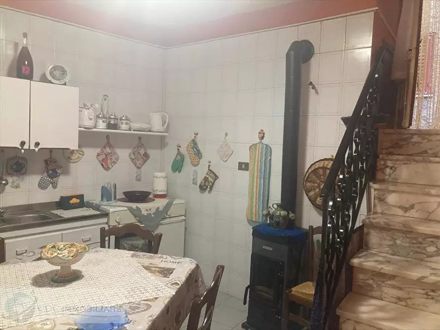 Immagine 6 di Casa indipendente in vendita  in Via Roma  a Prizzi
