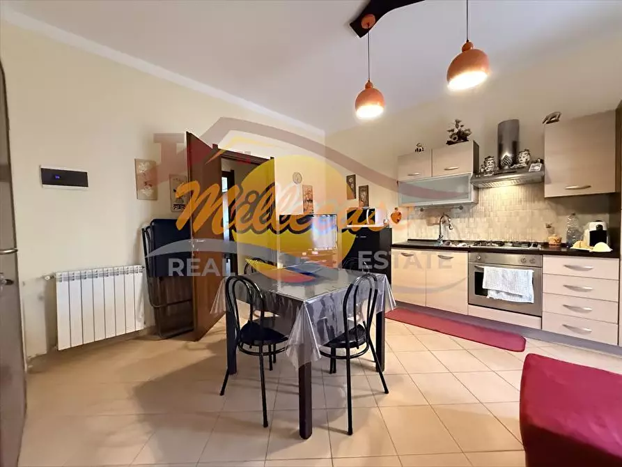 Immagine 1 di Appartamento in vendita  in via augusta a Siracusa