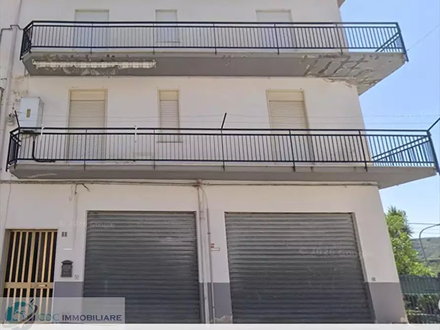 Immagine 2 di Appartamento in vendita  in via Caduti In Guerra   n°44 a Cammarata