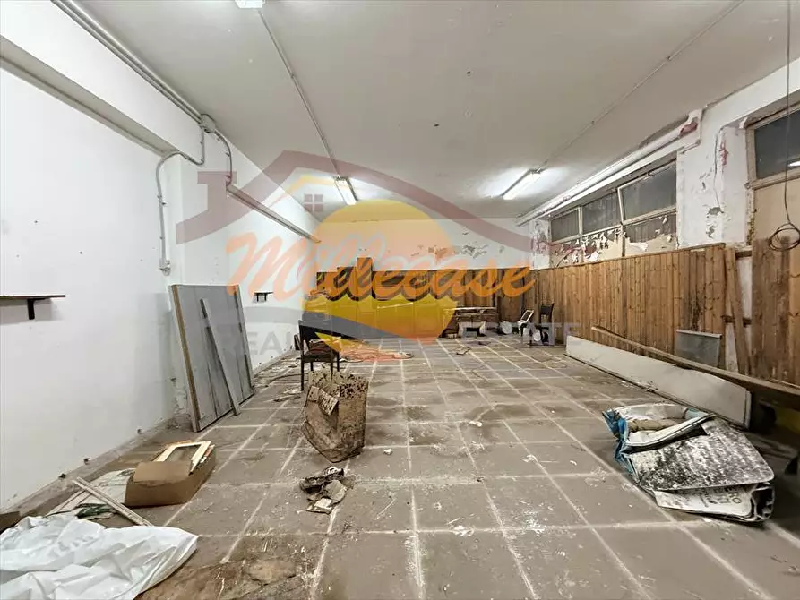 Immagine 26 di Locale commerciale in vendita  in VIALE ZECCHINO a Siracusa