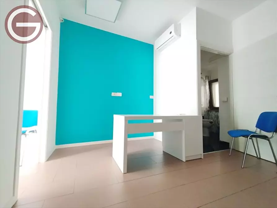 Immagine 5 di Ufficio in affitto  a Cittanova