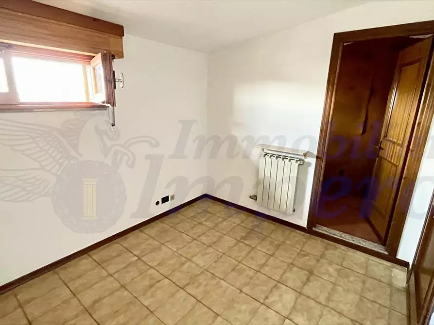 Immagine 23 di Villa in vendita  in Via Corleone n. 1 a Pomezia