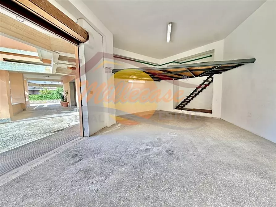 Immagine 3 di Garage in vendita  in VIALE TICA a Siracusa