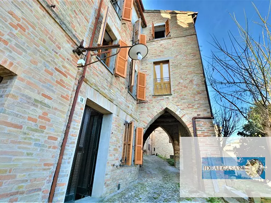 Immagine 3 di Casa indipendente in vendita  in Loro Piceno Via Monte Grappa a Loro Piceno
