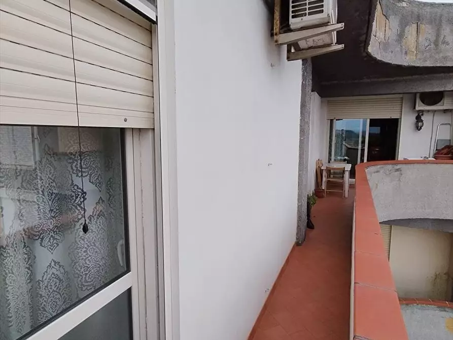 Immagine 24 di Appartamento in vendita  a Gioia Tauro