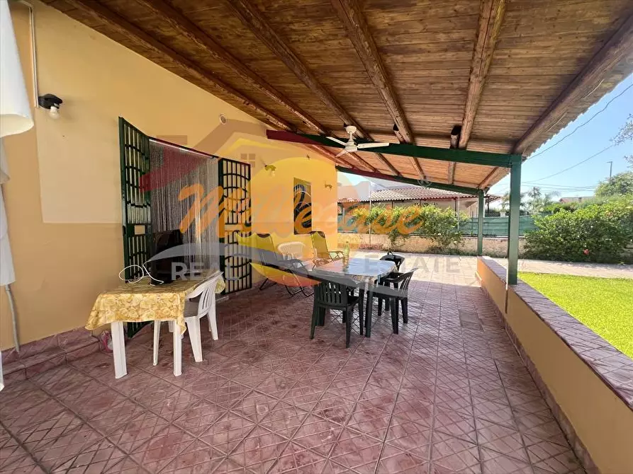 Immagine 7 di Villa in vendita  a Siracusa