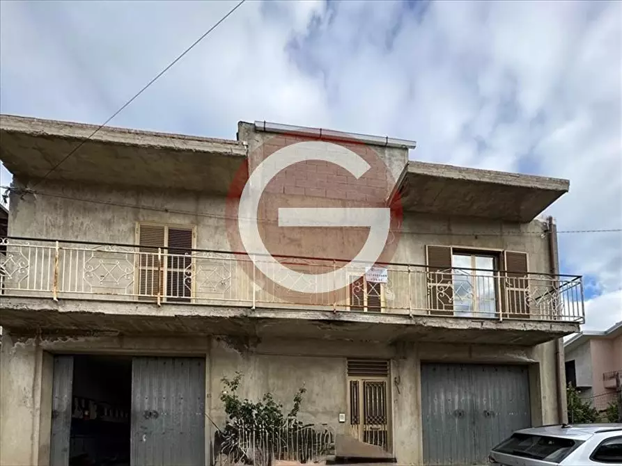 Immagine 2 di Casa indipendente in vendita  a Polistena