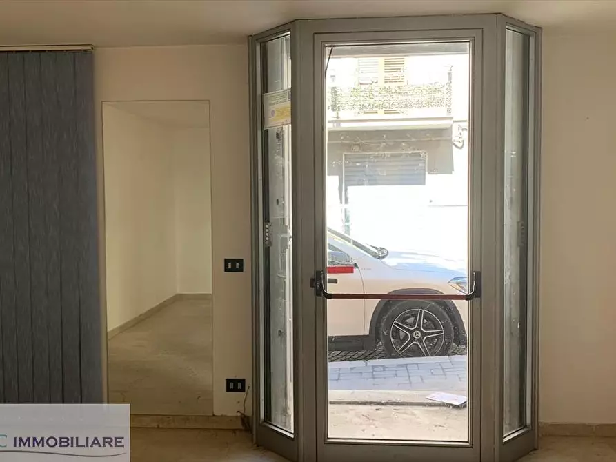 Immagine 4 di Locale commerciale in vendita  in Corso Finocchiaro Aprile 35 a Lercara Friddi