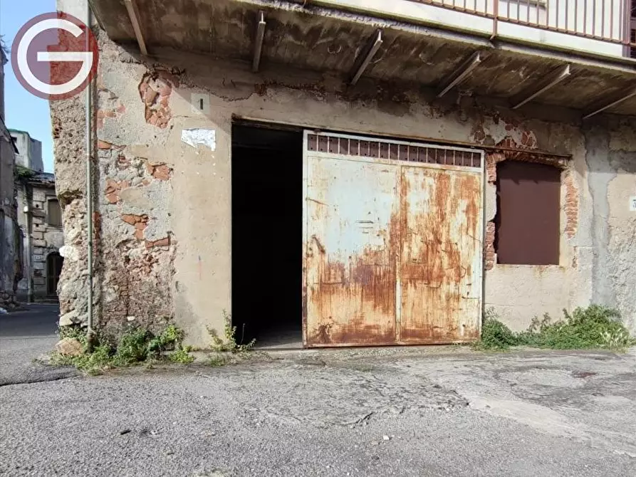 Immagine 1 di Garage in vendita  in via lombardia a Cittanova