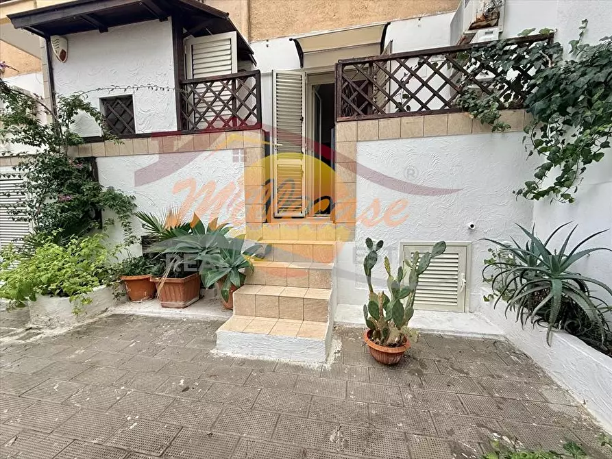 Immagine 2 di Appartamento in vendita  in VIA ACIREALE a Siracusa