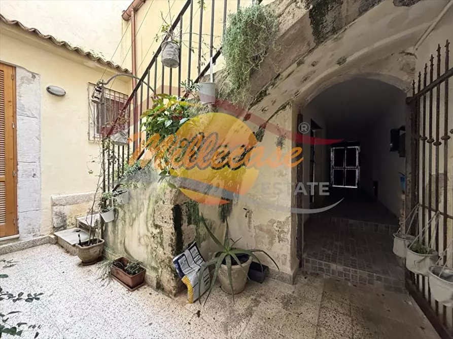 Immagine 24 di Appartamento in vendita  in Via della giudecca a Siracusa