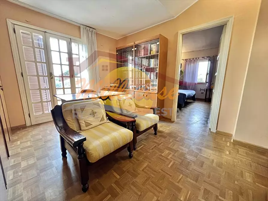 Immagine 7 di Villa in vendita  in via priamo a Siracusa