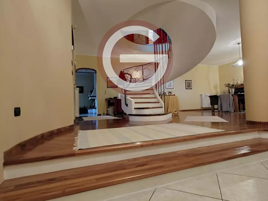 Immagine 10 di Villa in vendita  a Cittanova